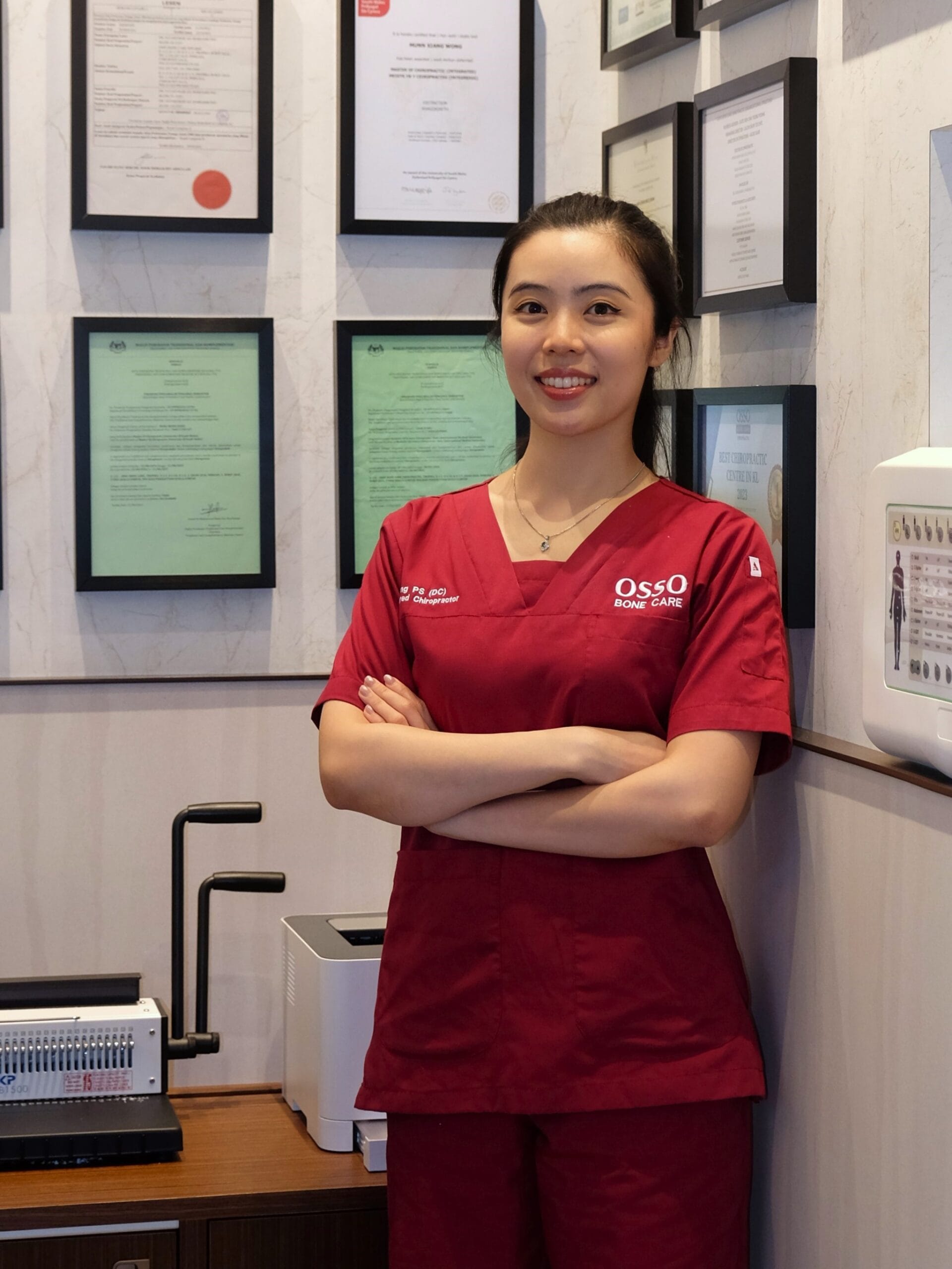 Chiropractor at osso bone care Yong (DC)